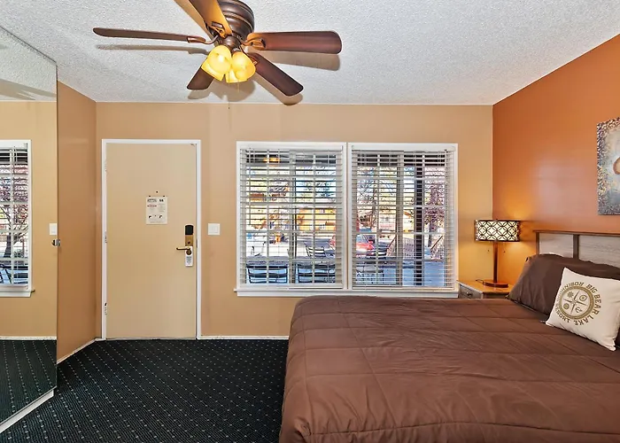 Robinhood Resort