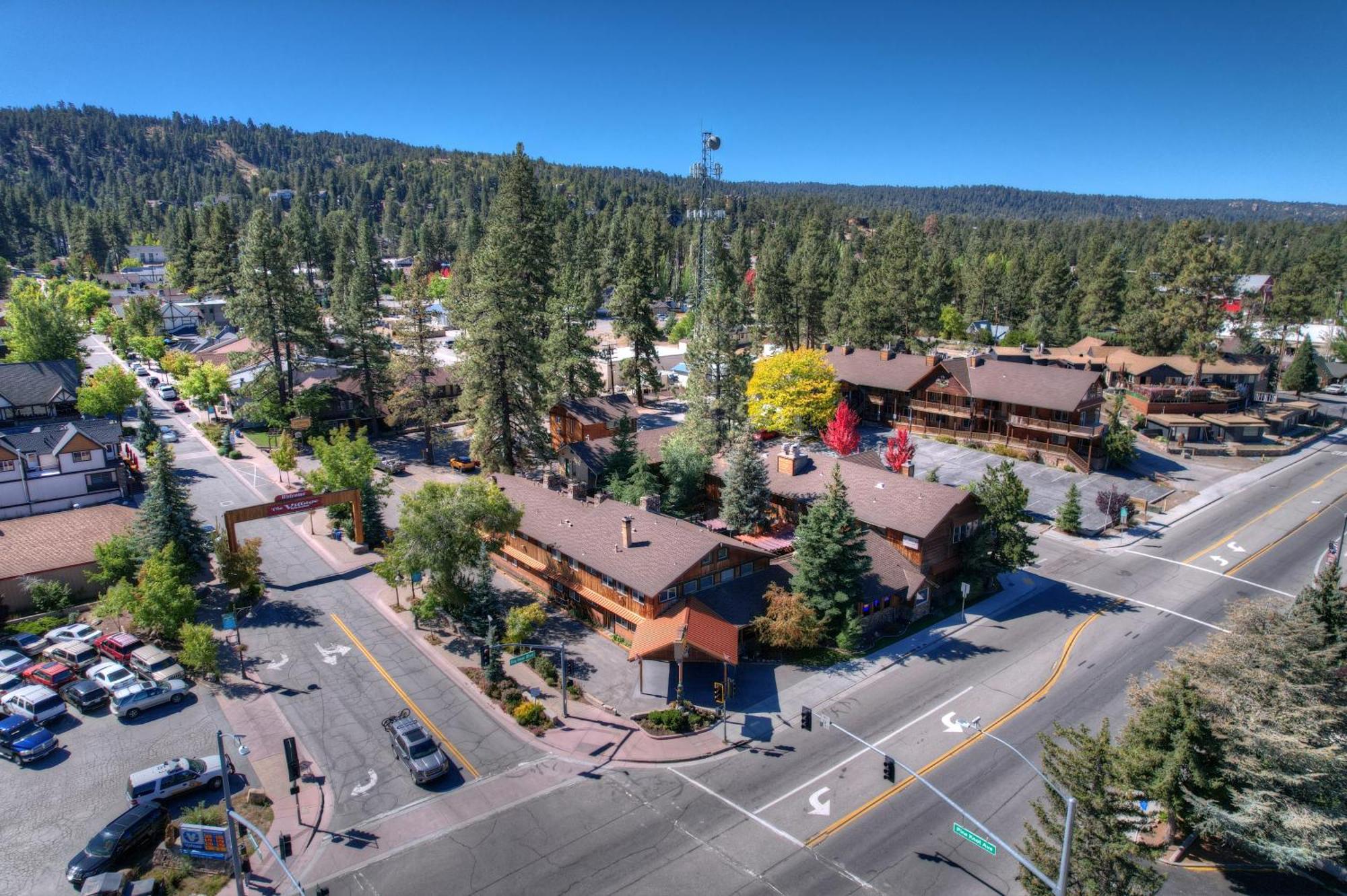 Robinhood Hotel
