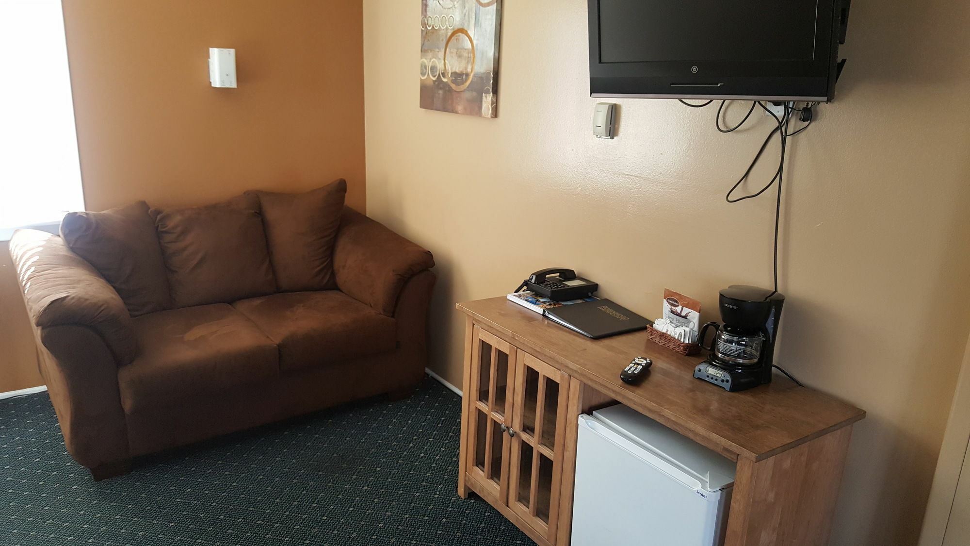 Hotel Robinhood Big Bear Lake
