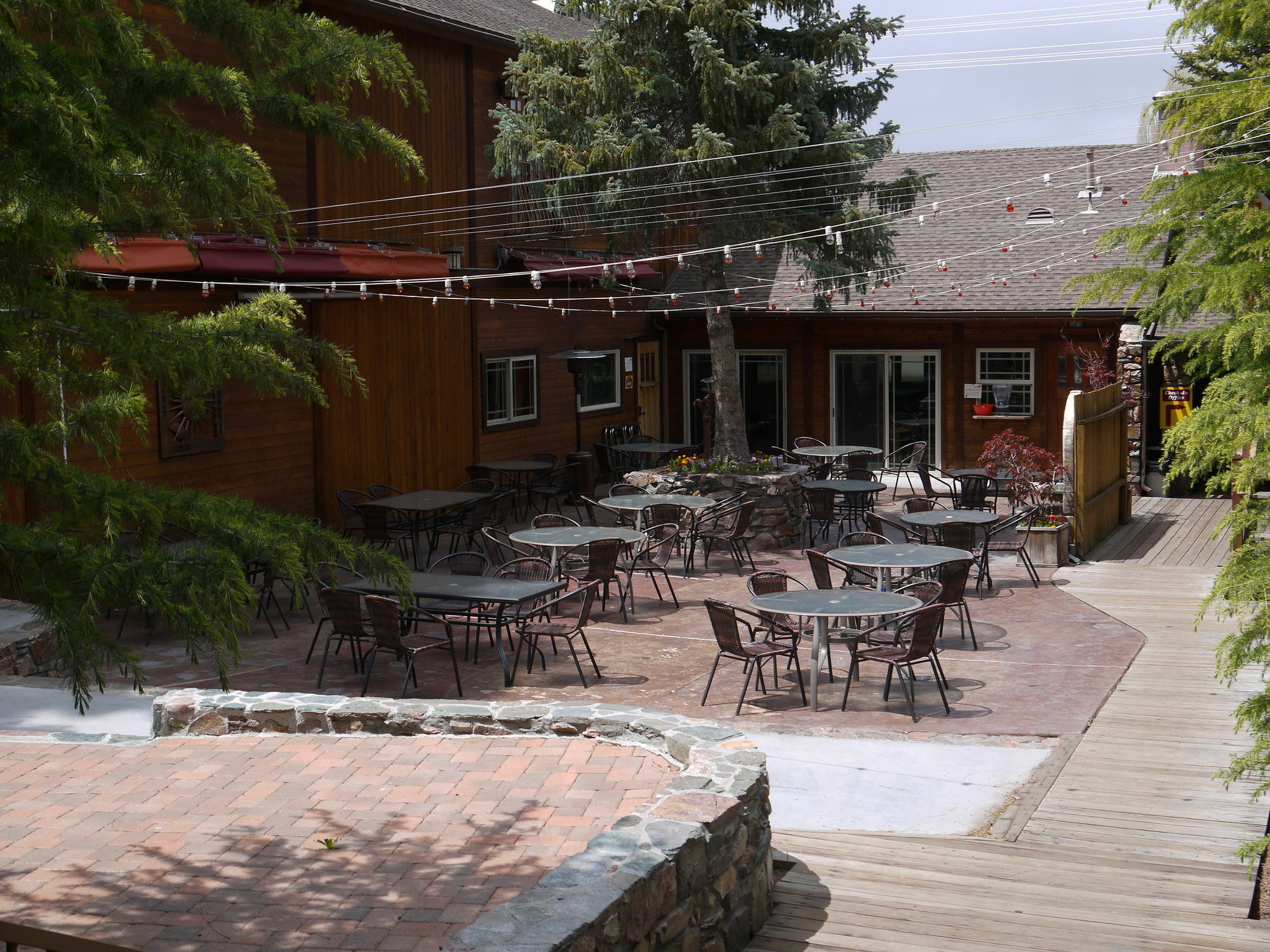 Robinhood Hotel 3*